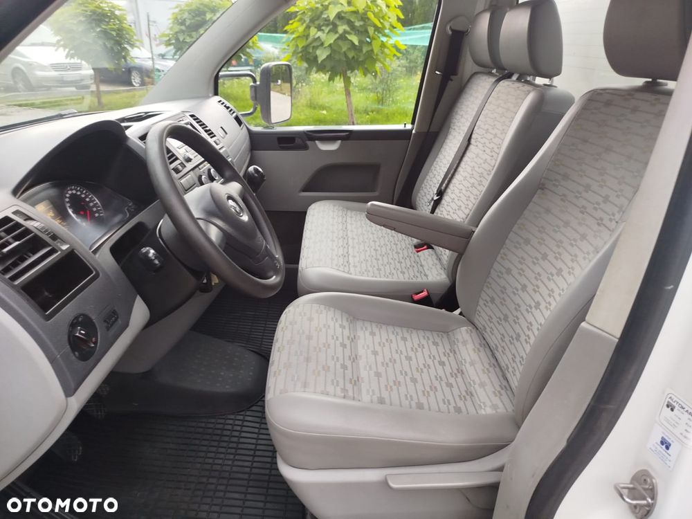 Volkswagen T5 - 7
