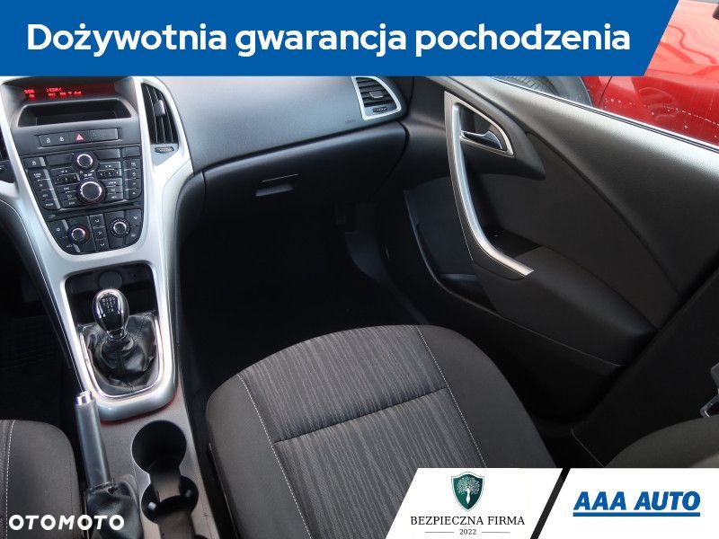 Opel Astra - 9
