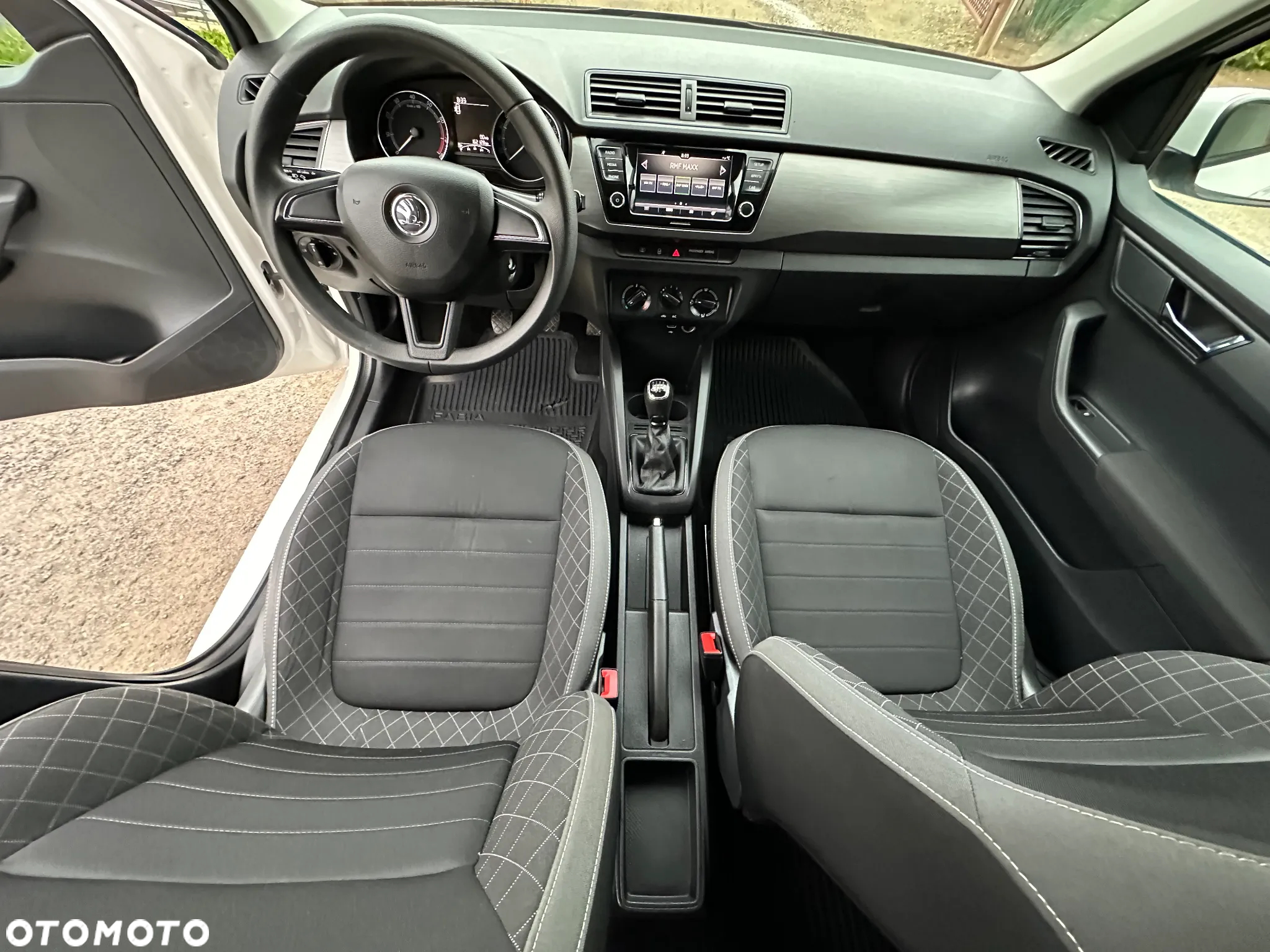 Skoda Fabia - 22