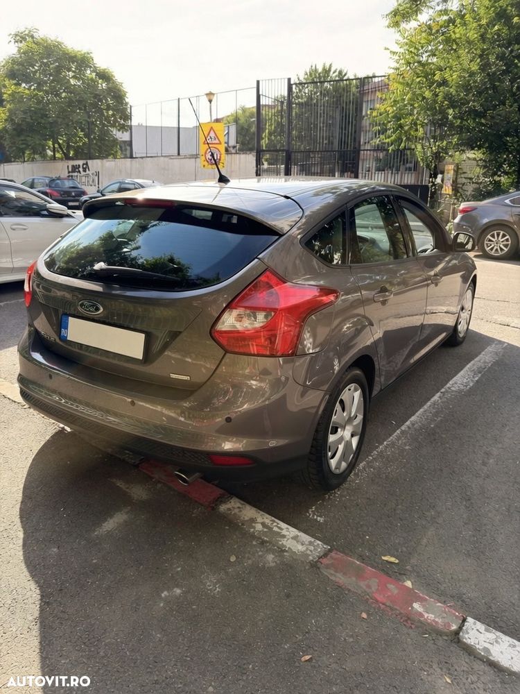Ford Focus 1.6 EcoBoost Start Stop Trend - 3
