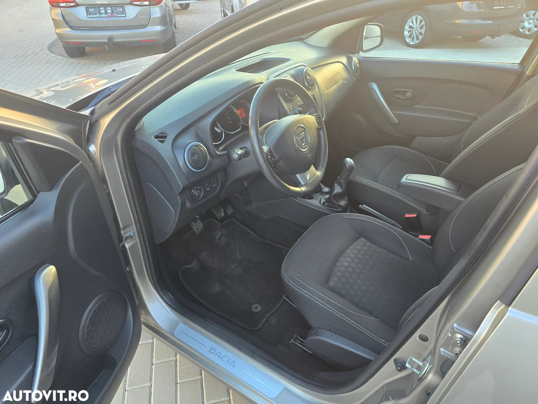 Dacia Logan MCV 1.5 dCi Laureate - 8