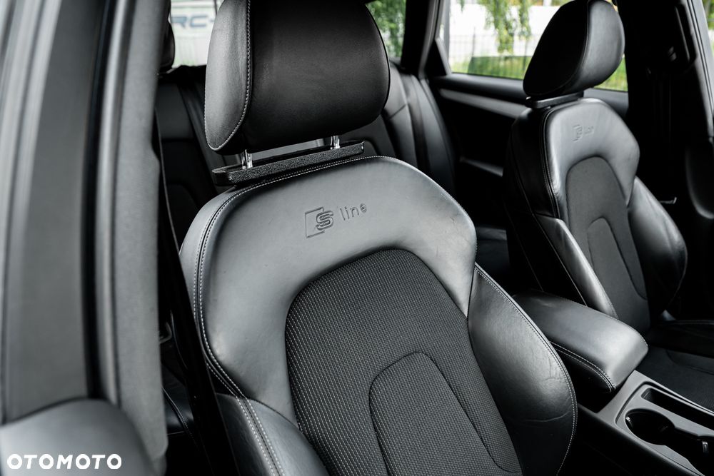 Audi A4 Avant 2.0 TDI DPF quattro S tronic S line Sportpaket - 24