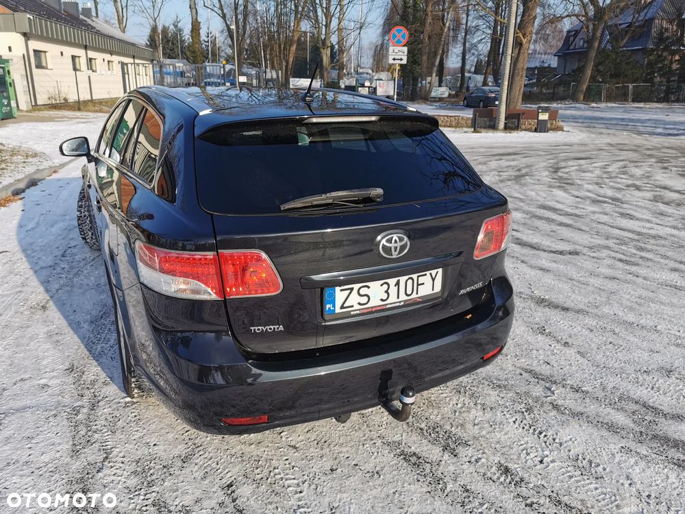 Toyota Avensis 2.0 D-4D - 3