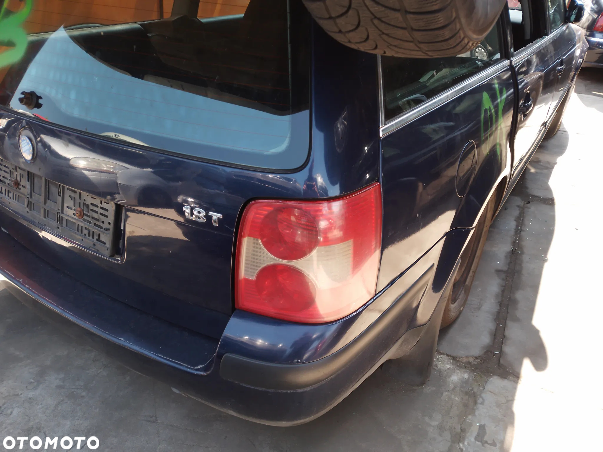 VOLKSWAGEN PASSAT B5 KOMBI 1.8T LIFT 00 - 05 AWT  ZDERZAK PRZÓD  LB5N - 17