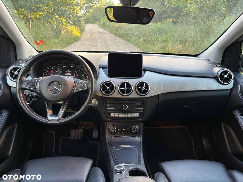 Mercedes-Benz Klasa B 180 (CDI) d 7G-DCT AMG Line - 11