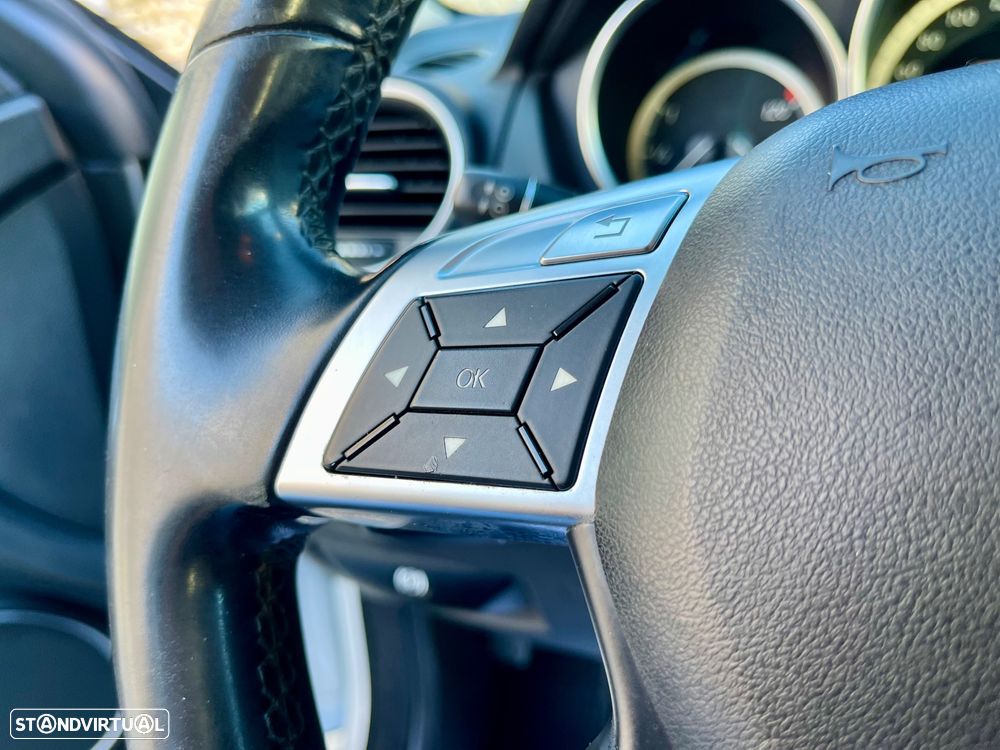 Mercedes-Benz C 180 CDi Avantgarde BlueEfficiency - 41