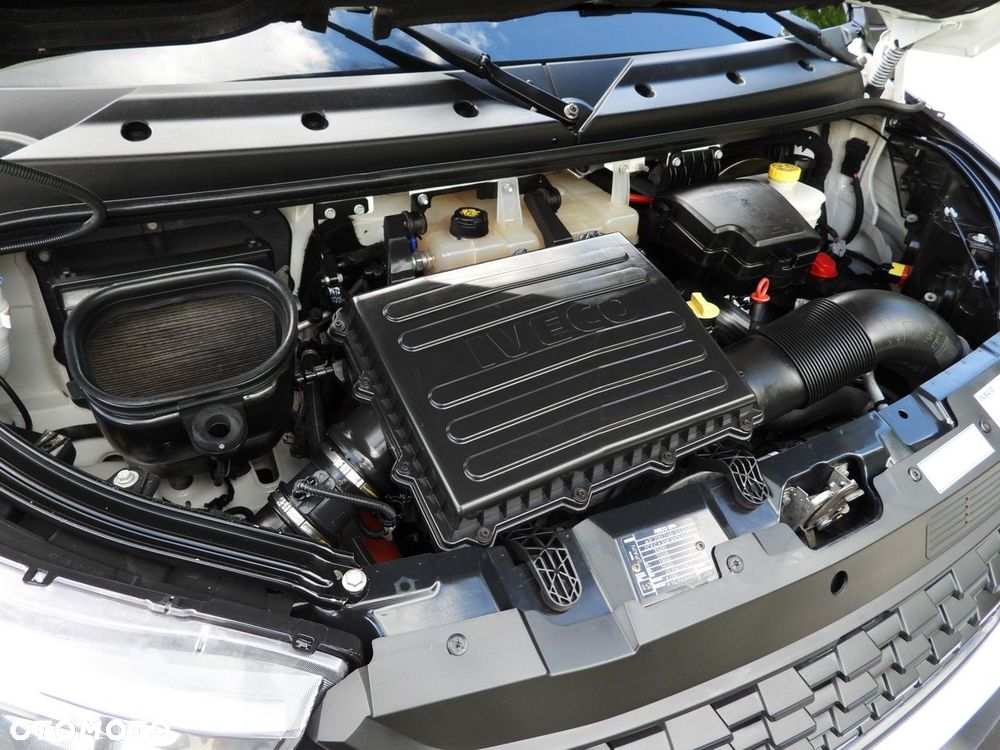 Iveco DAILY 35C16 KONTENER WINDA 8 PALET TEMPOMAT BLIŹNIACZE KOŁA KLIMATYZACJA  160KM - 26