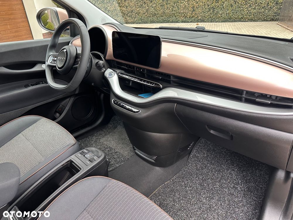 Fiat 500e - 13
