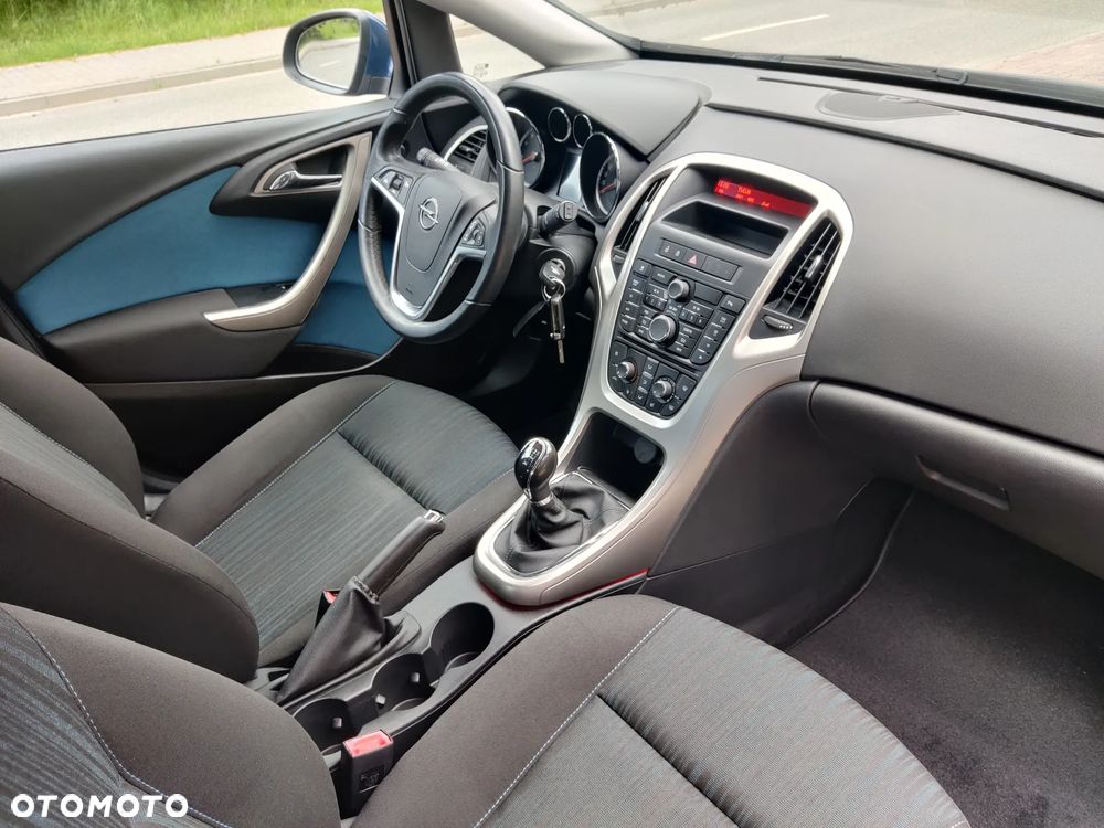 Opel Astra 1.4 Turbo Active - 25