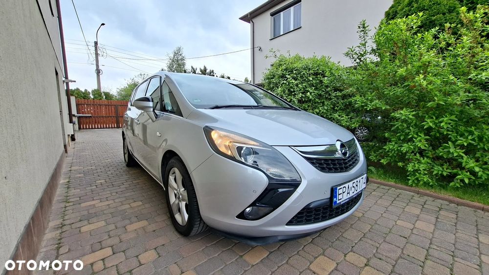 Opel Zafira 1.4 T Cosmo EcoFLEX S&S - 1