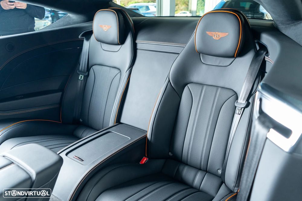 Bentley Continental GT 4.0 Hybrid Black Edition - 9