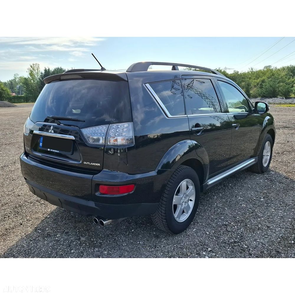 Mitsubishi Outlander 2.2 DI-D 4WD Intense A13 - 6
