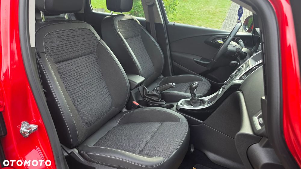 Opel Astra 1.6 Exklusiv - 9