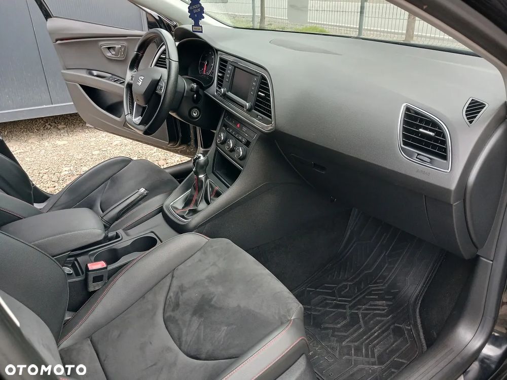 Seat Leon 2.0 TDI FR Black S&S - 8