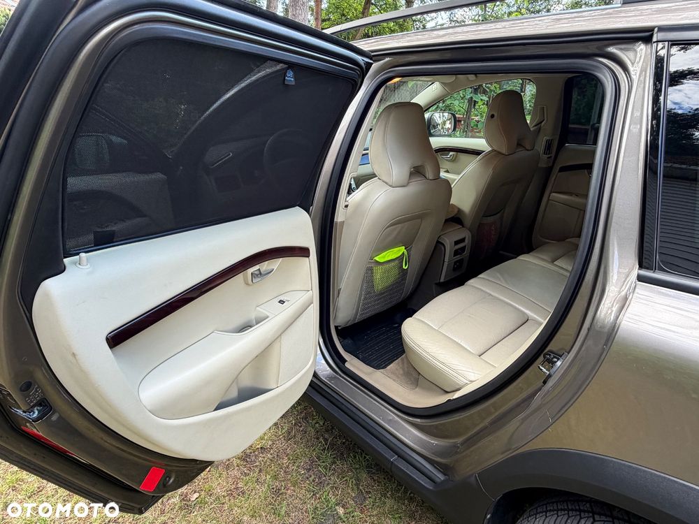 Volvo XC 70 - 26