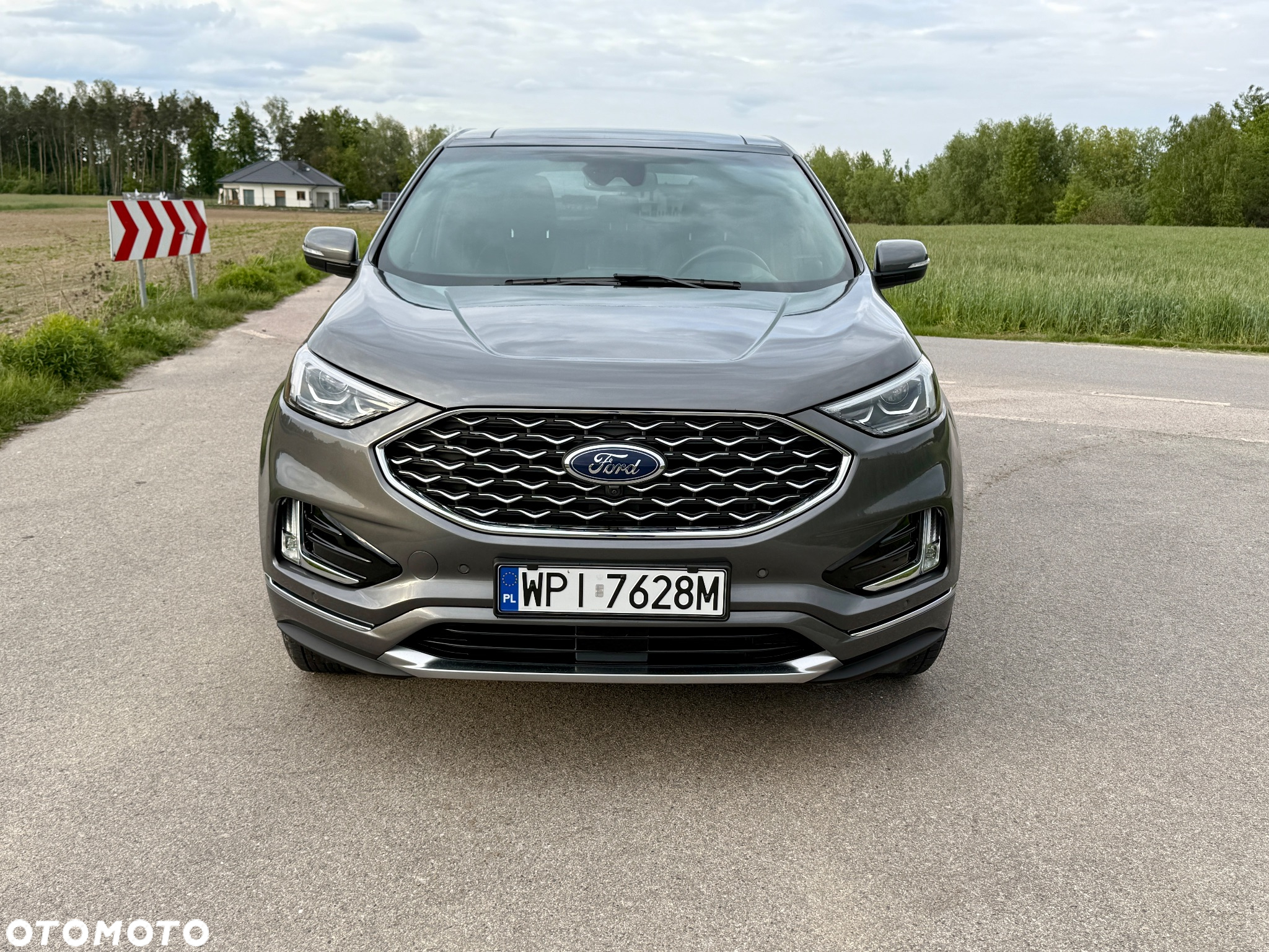 Ford Edge - 2