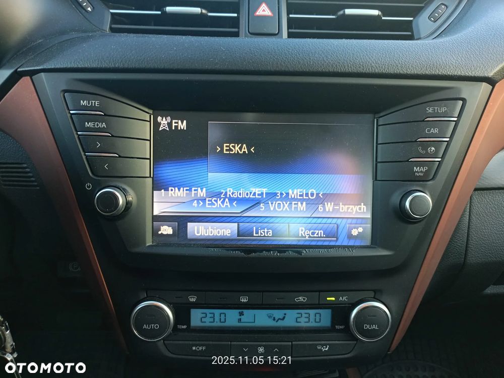 Toyota Avensis 1.8 Premium MS - 7