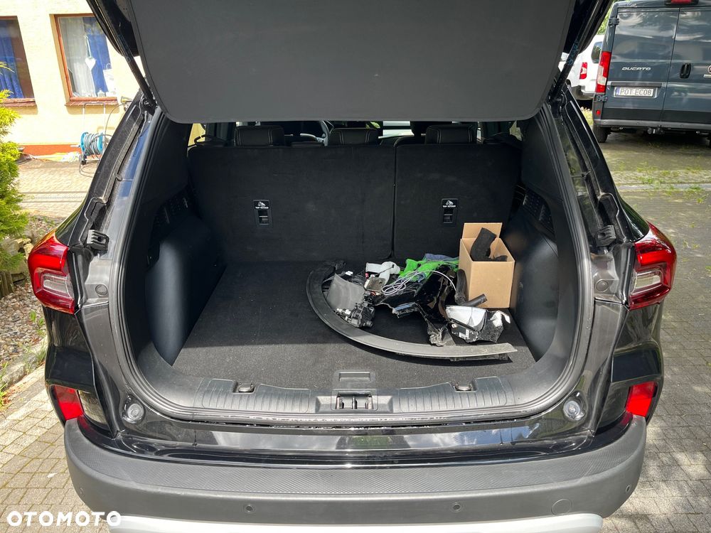 Ford Kuga 2.5 Duratec FHEV TITANIUM - 10