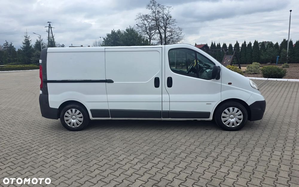 Opel Vivaro - 4