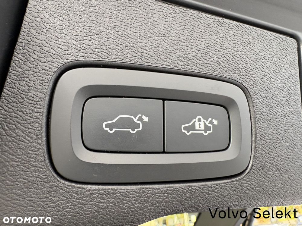 Volvo XC 60 - 22