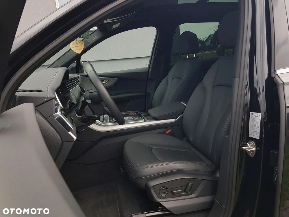 Audi Q7 - 6