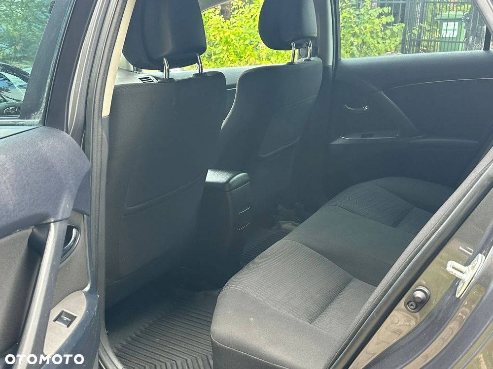 Toyota Avensis 2.0 D-4D Edition - 13
