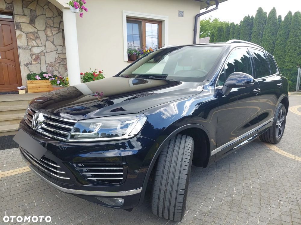 Volkswagen Touareg 3.0 V6 TDI BMT Perfectline R-Style - 11