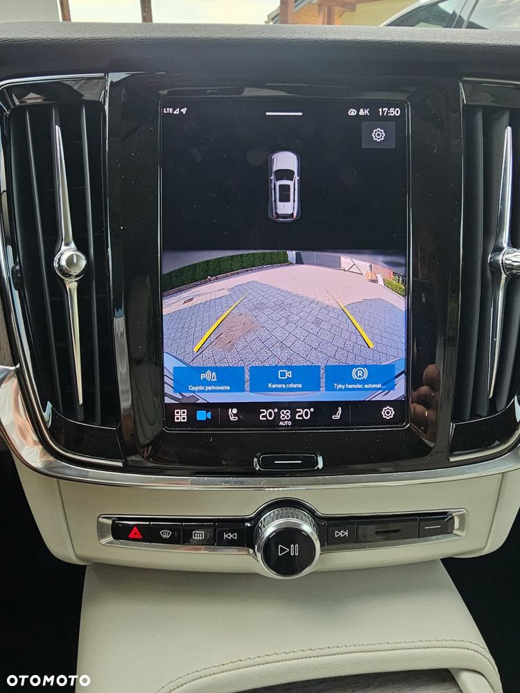 Volvo V90 Cross Country B5 D AWD Core - 16