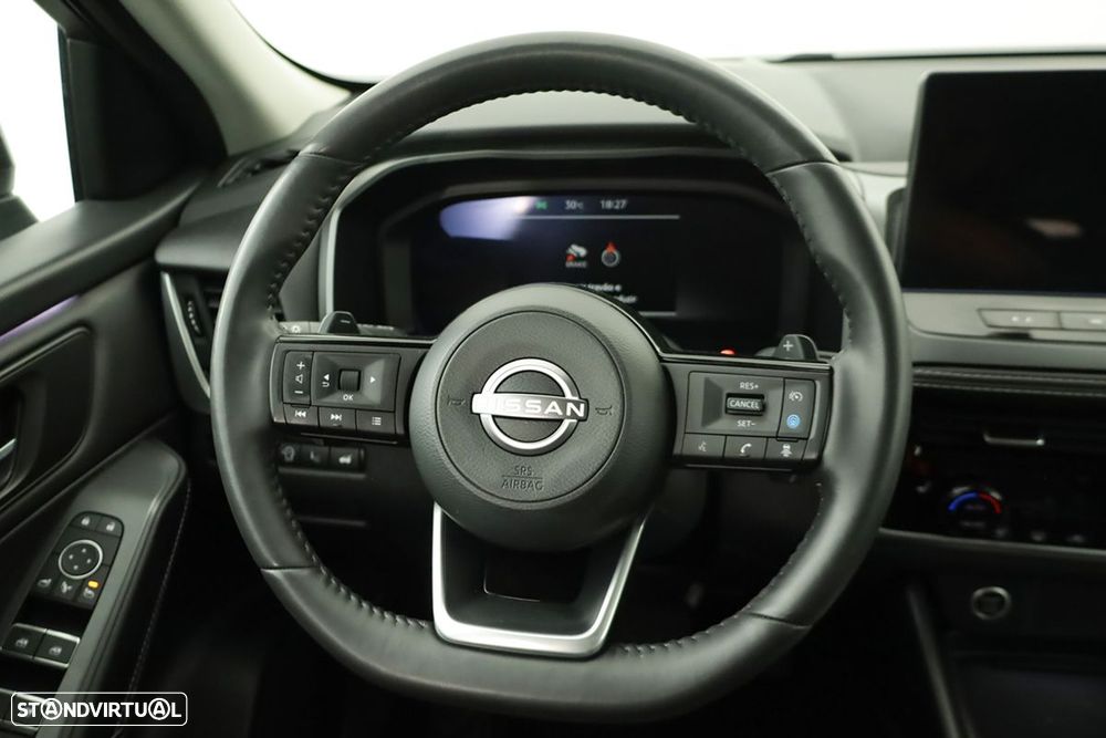 Nissan Qashqai 1.3 DIG-T N-Connecta LED Xtronic - 14