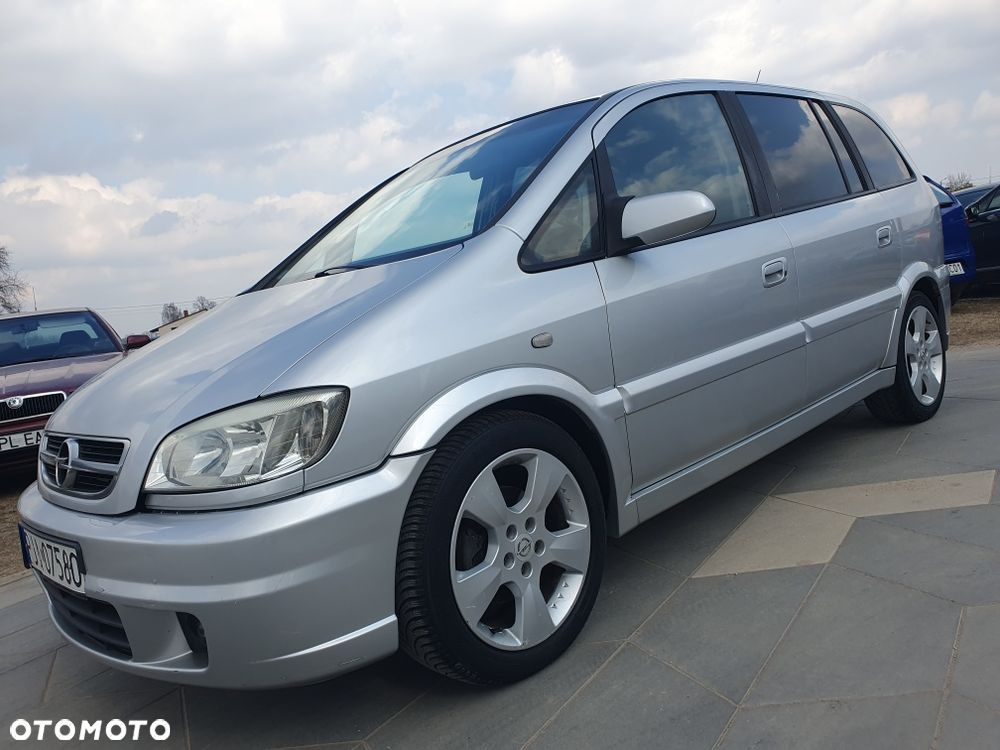 Opel Zafira - 1