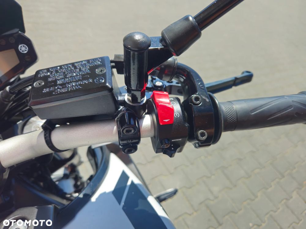 Yamaha MT - 19