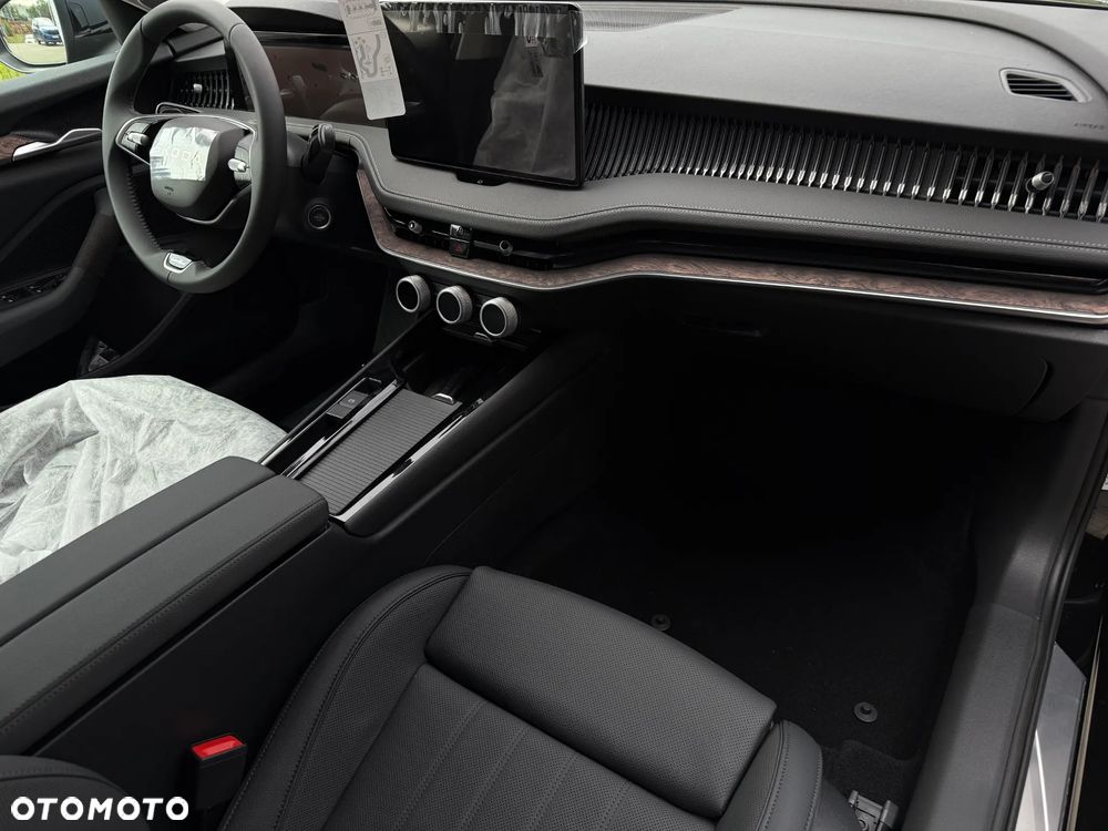 Skoda Superb 2.0 TSI 4x4 L&K DSG - 20