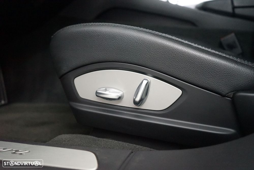 Porsche Panamera Platinum Edition - 19
