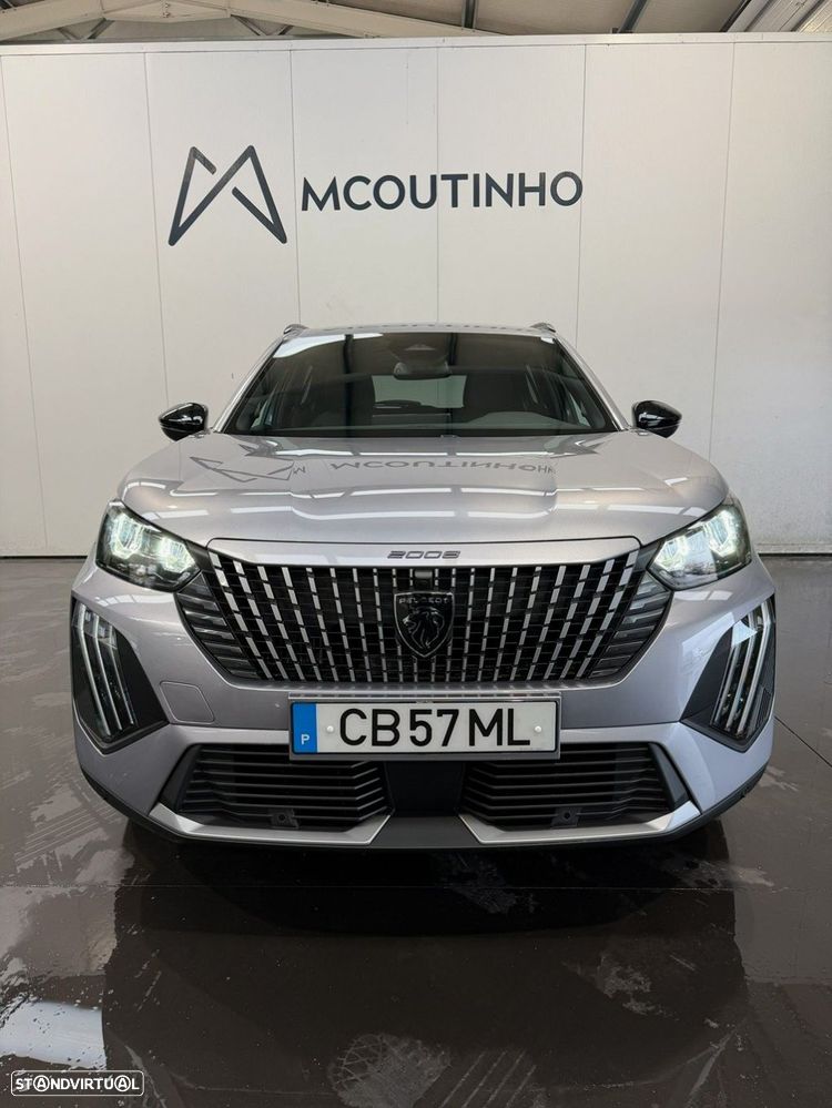 Peugeot 2008 - 8