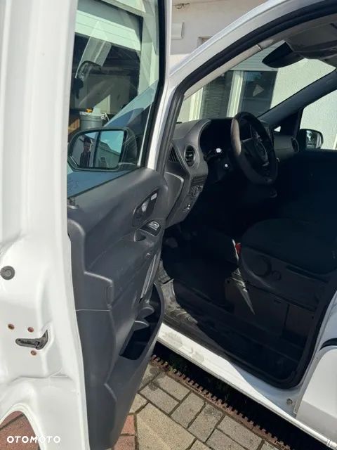 Mercedes-Benz VITO - 7