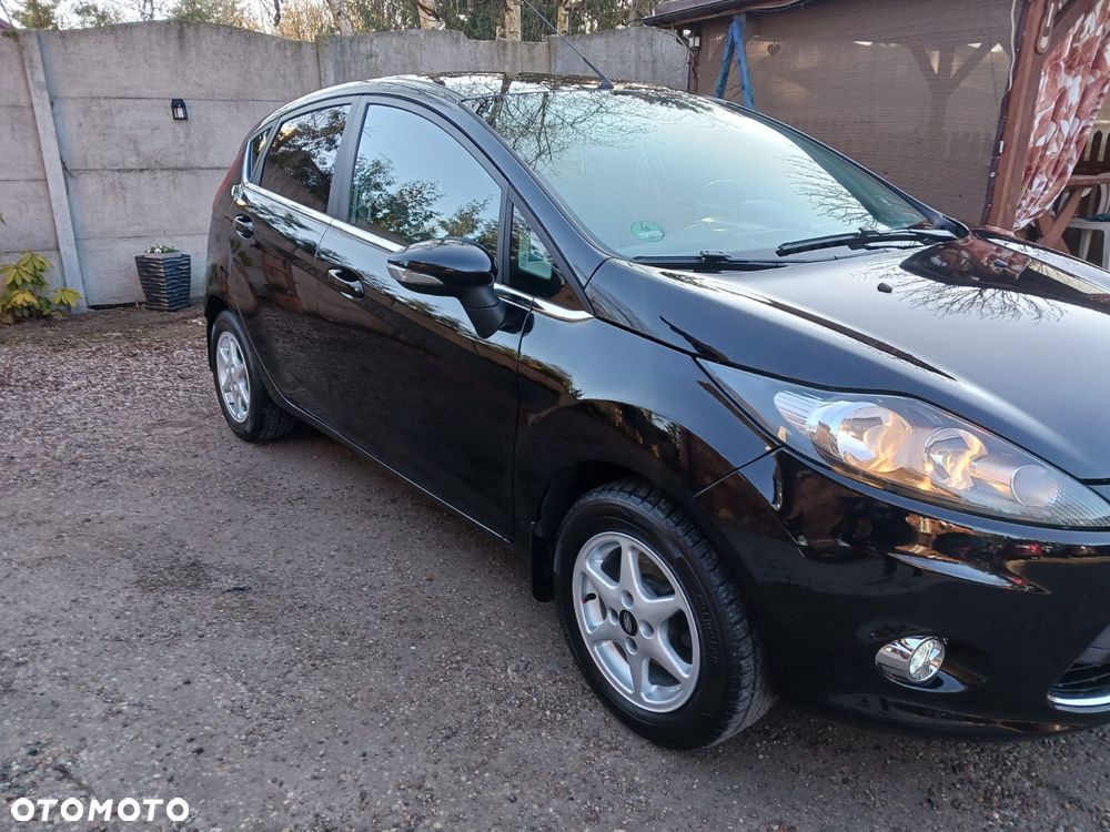Ford Fiesta 1.6 TDCi DPF Gold X - 1