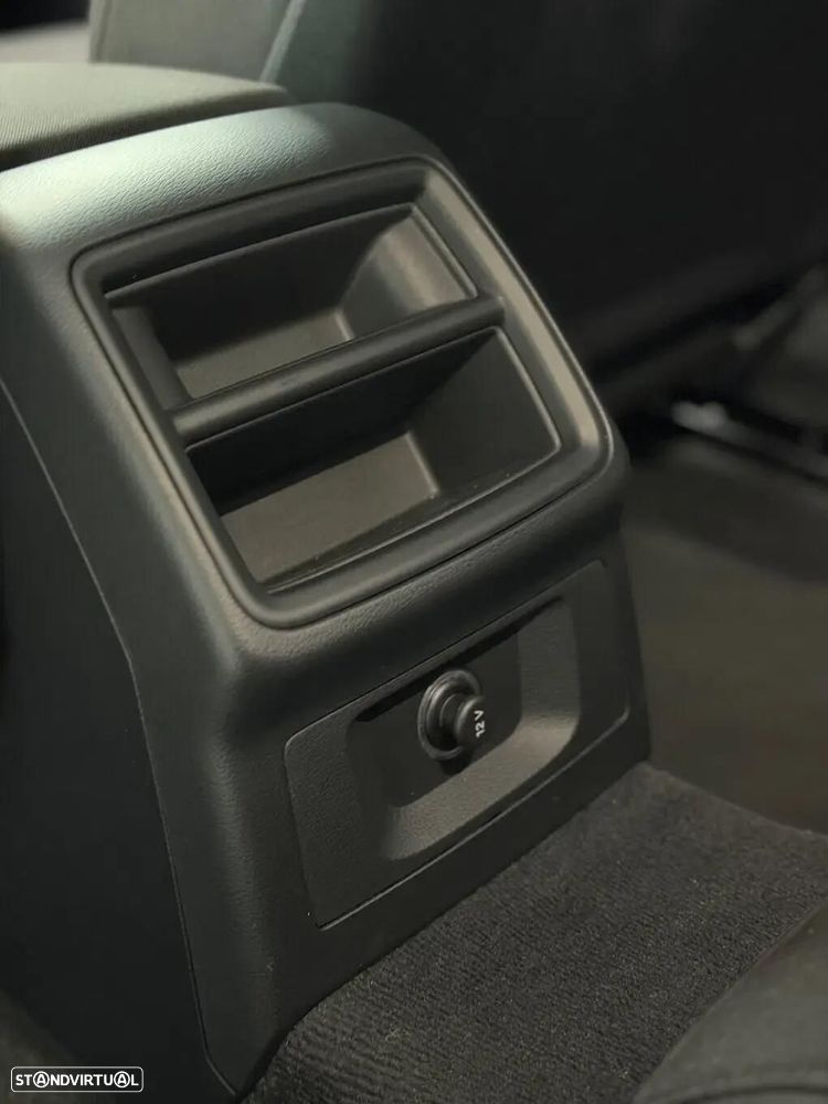 Audi A4 30 TDI Advanced S tronic - 29