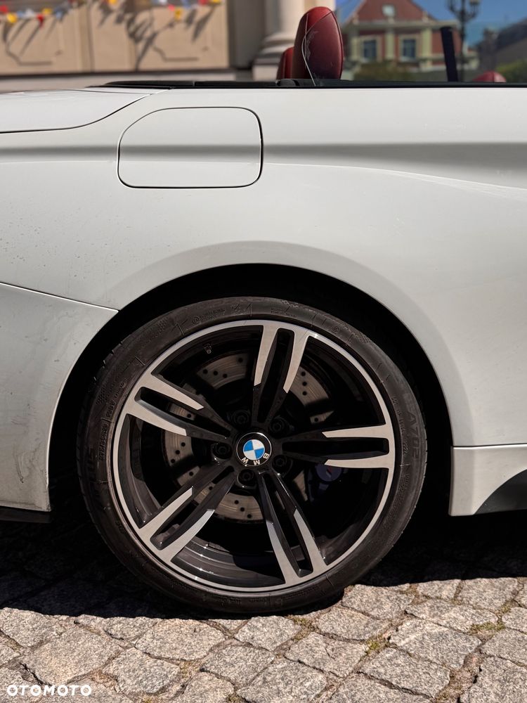 BMW M4 DKG - 13