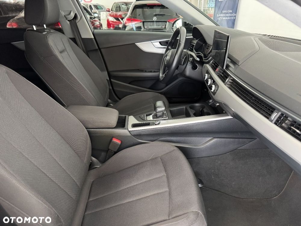 Audi A4 Avant 35 TDI S tronic - 19