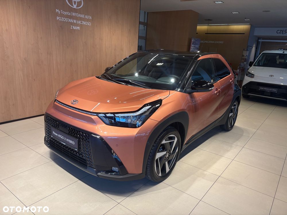Toyota Aygo X Hybrid 1.5 Style e-CVT - 4