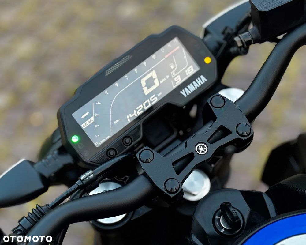 Yamaha MT - 7
