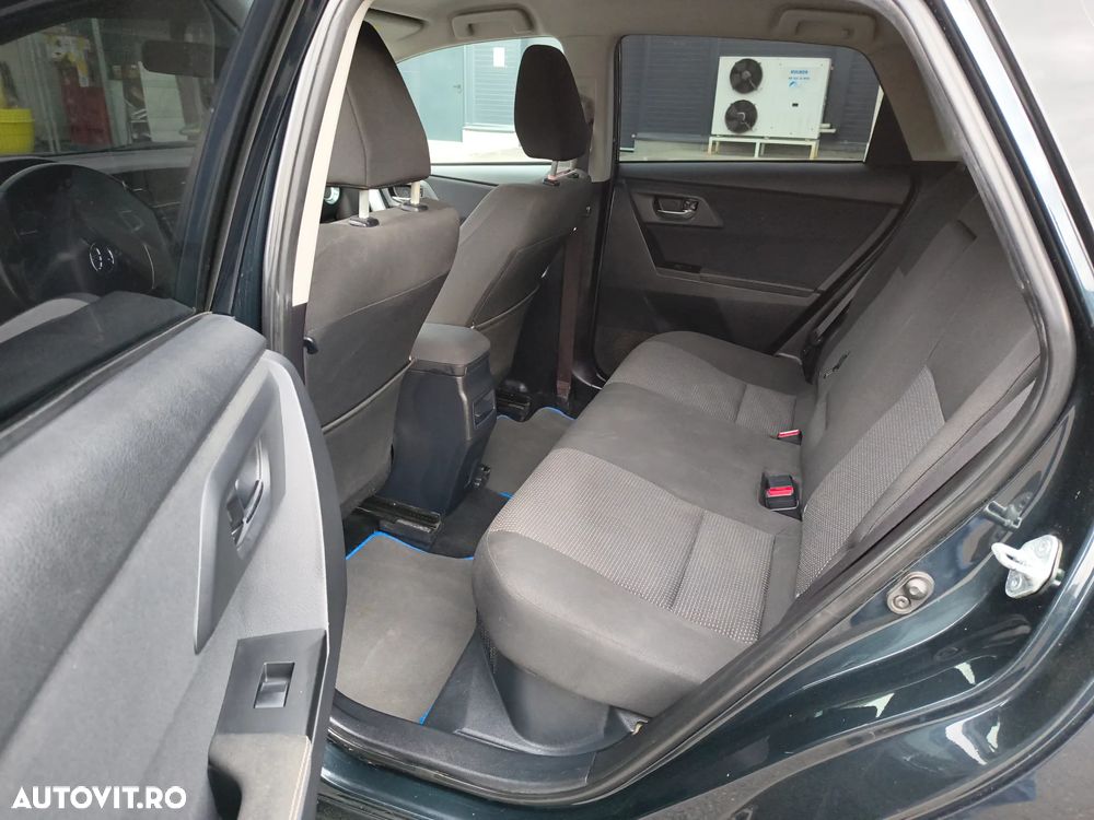 Toyota Auris - 8
