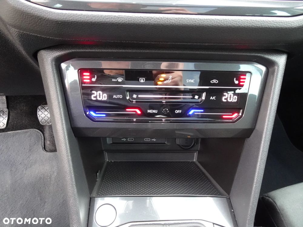 Volkswagen Tiguan 1.5 TSI EVO Life - 37