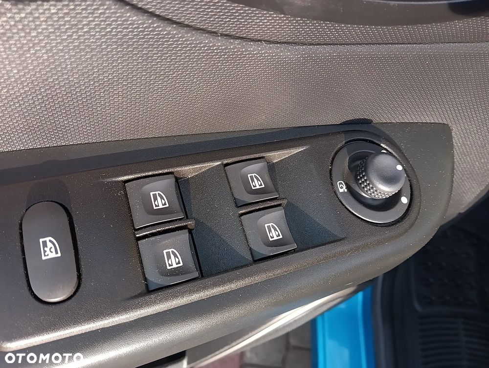 Renault Captur ENERGY TCe 90 Start&Stop Luxe - 36