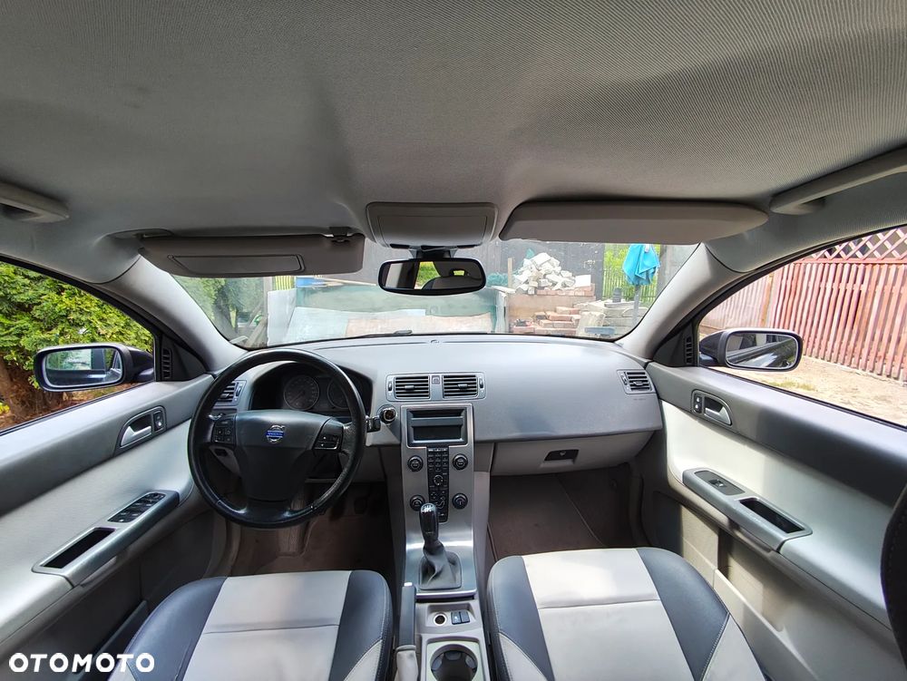 Volvo V50 1.8 - 12