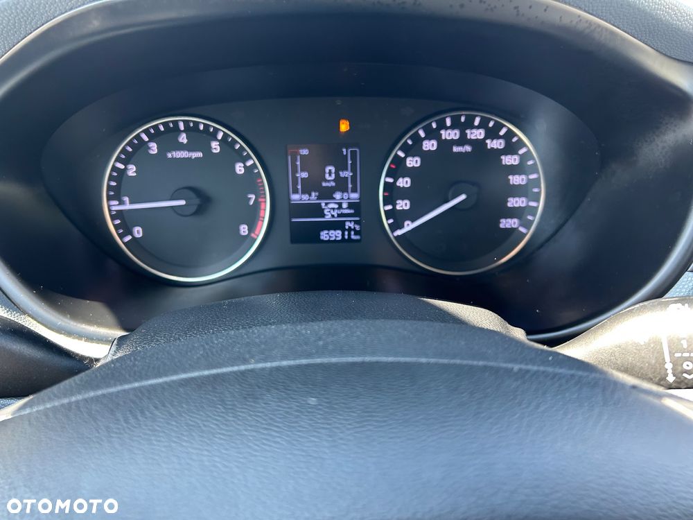 Hyundai i20 blue 1.2 - 11