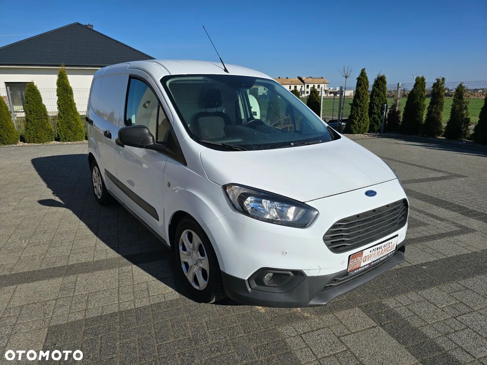 Ford Transit Courier - 4
