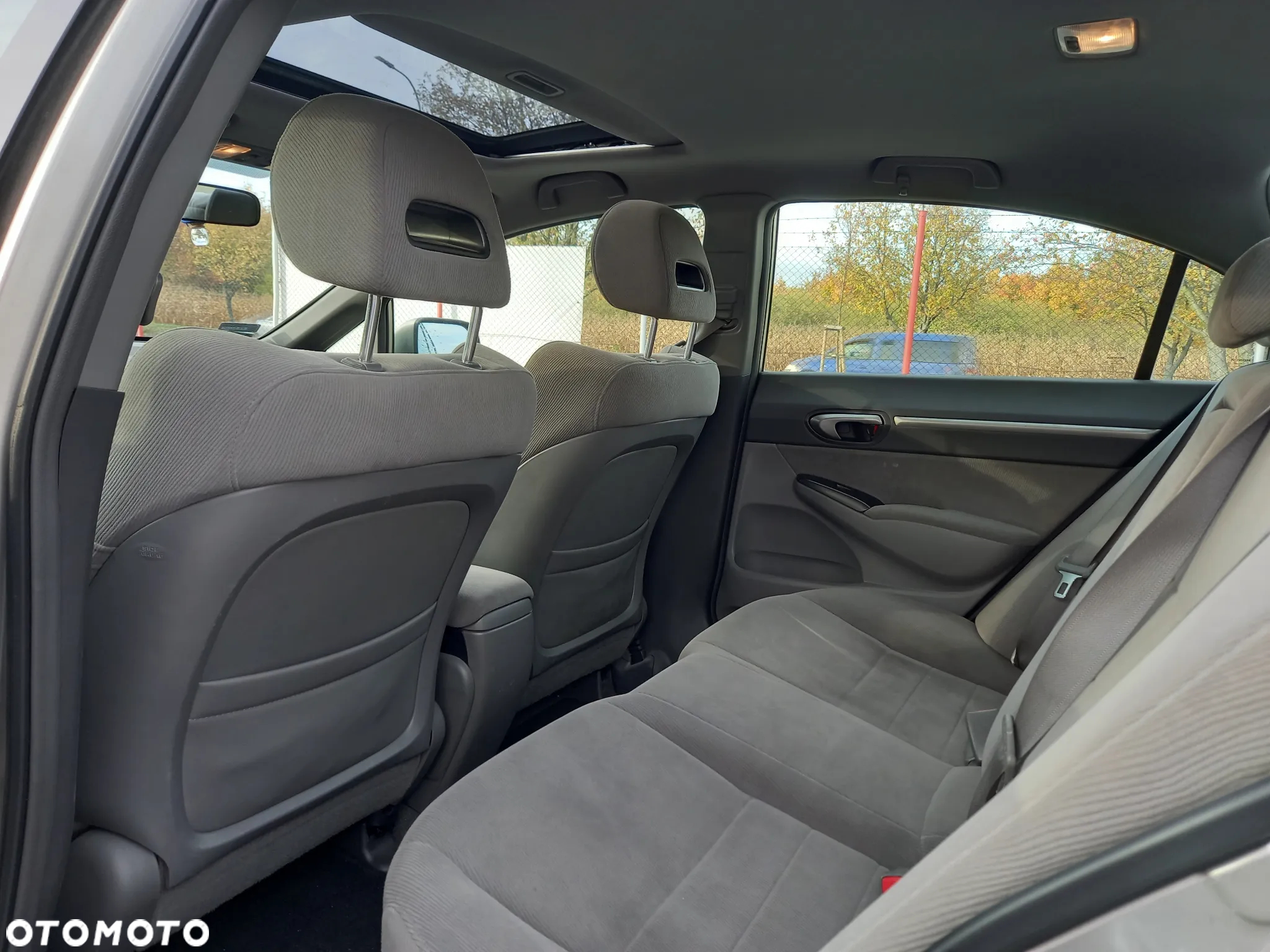 Honda Civic 1.8 Executive - 10