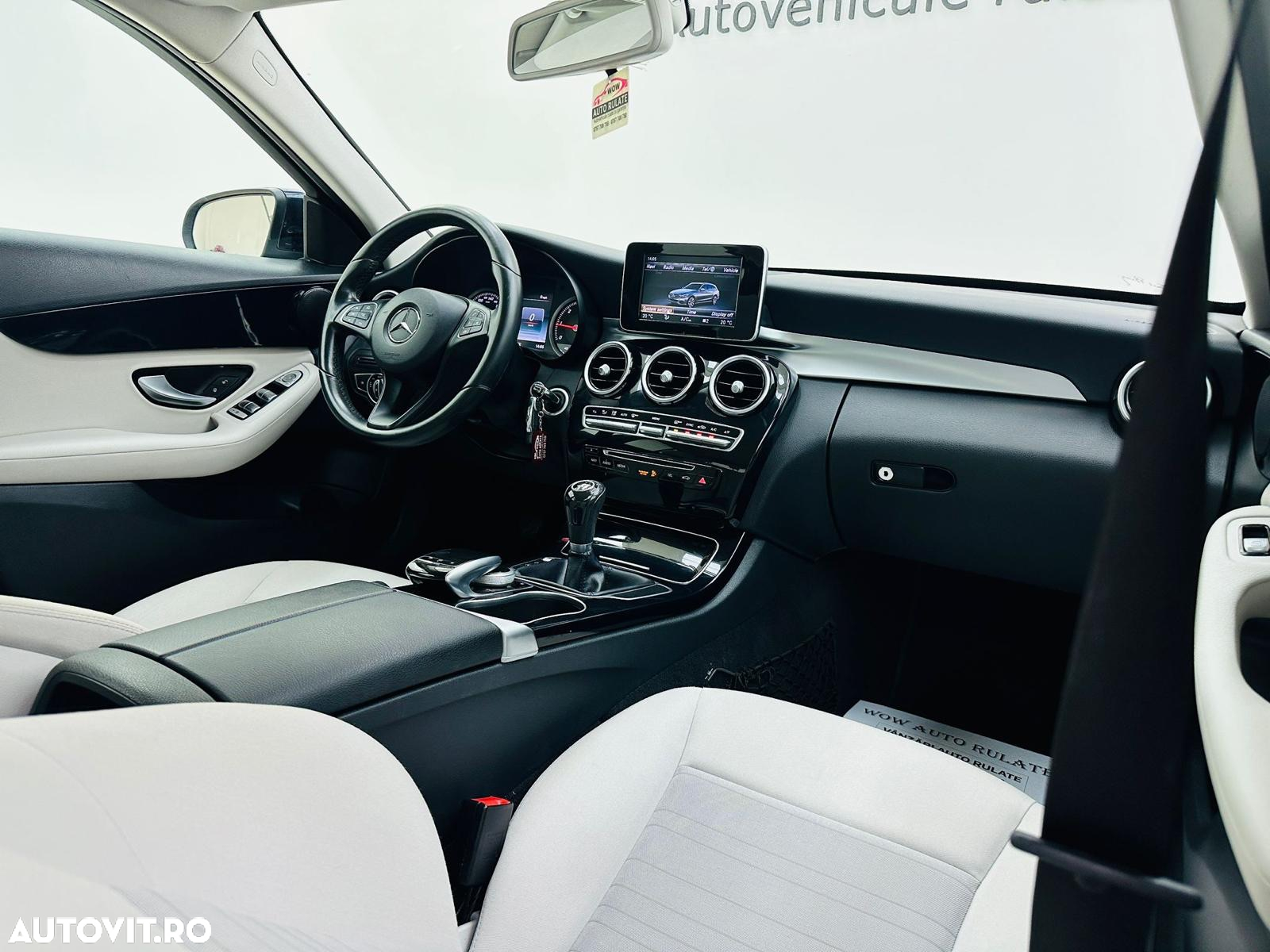Mercedes-Benz C - 27