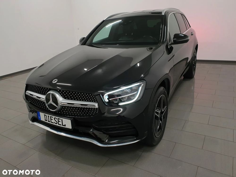 Mercedes-Benz GLC 300 de 4Matic 9G-TRONIC AMG Line Plus - 37
